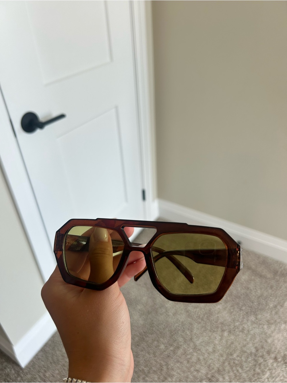 Tortoiseshell Geometric Frame Sunglasses - Brown Lenses